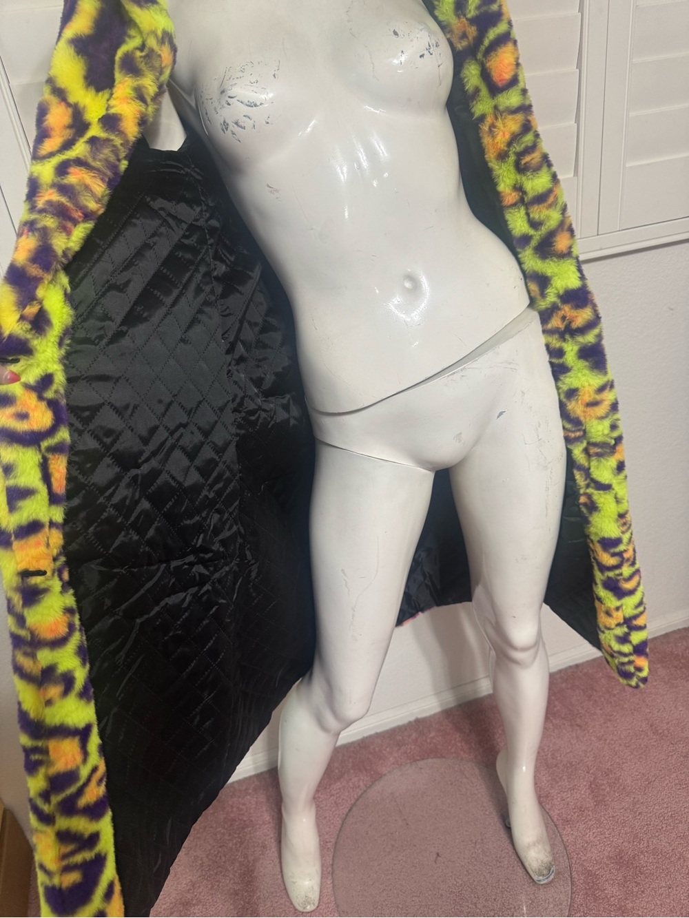 New M neon leopard animal print
Fur long coat jacket rave festival Lisa frank - Picture 5 of 6